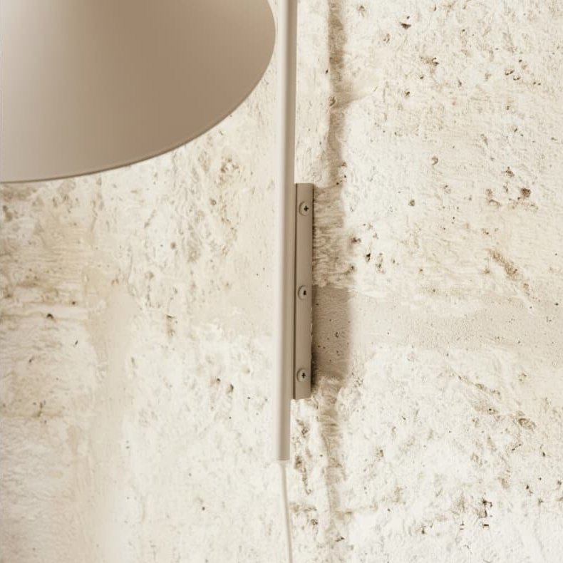 Swivora adjustable wall light close view