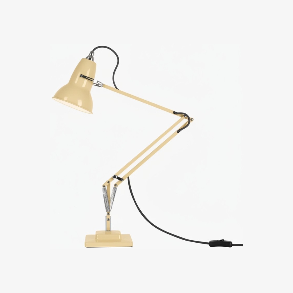 White Luvora adjustable desk lamp