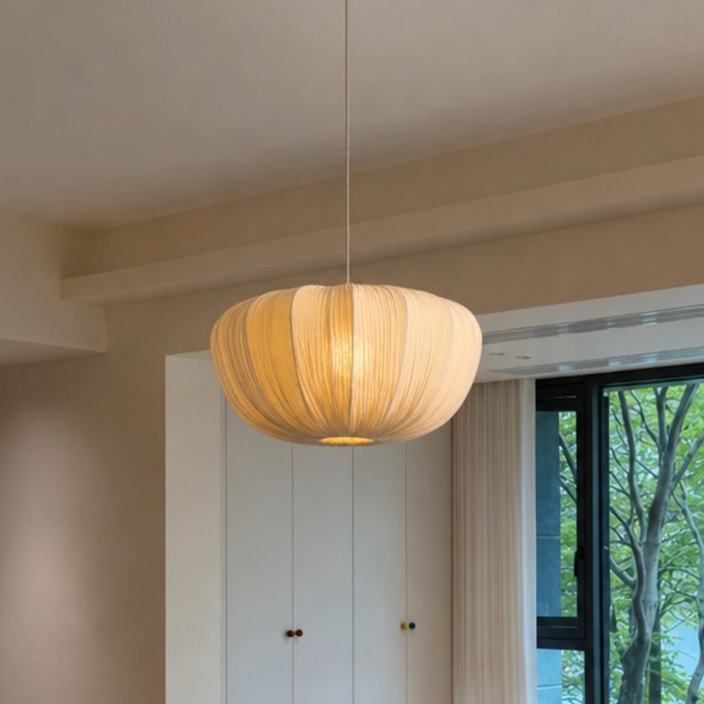Ostrea pendant glowing in Bea's room